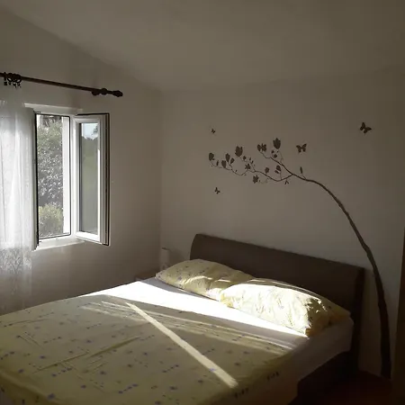 Lasic Rogoznica (Sibenik-Knin)